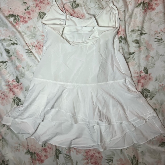 Aerie Offline Maggie White Ruffle Athletic Tennis Dress Built In Shorts Size S - Picture 4 of 5